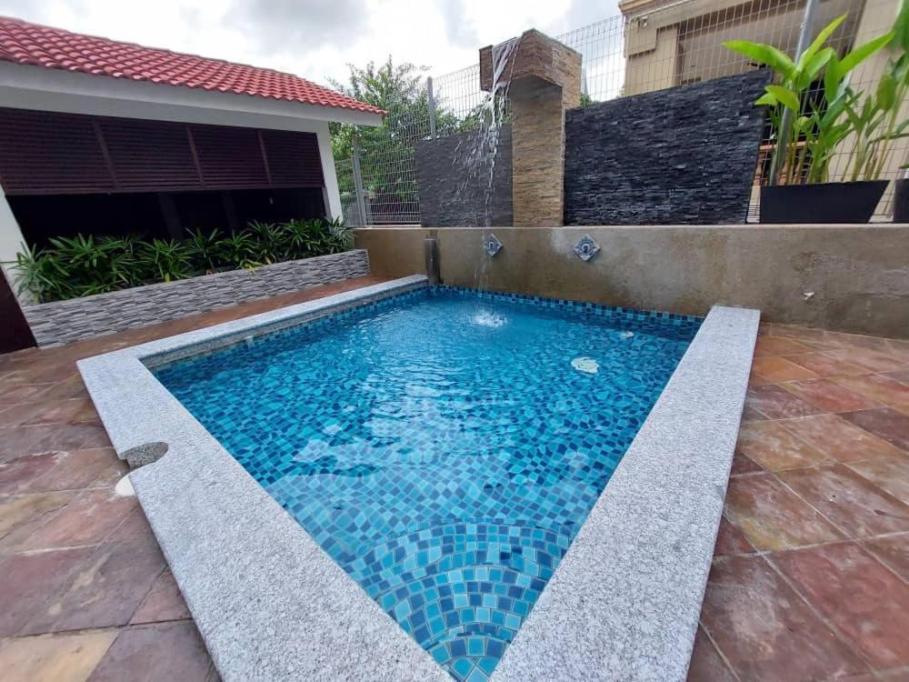 Christee Suites Hotel Malacca Exteriér fotografie
